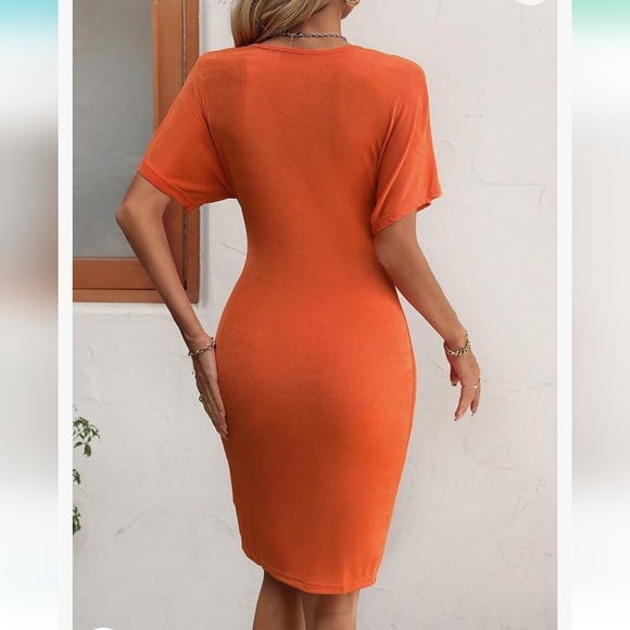 NWT Women's Fashion Dress Twist Front Batwing Sleeve Split Thigh Dress - Picture 5 of 7